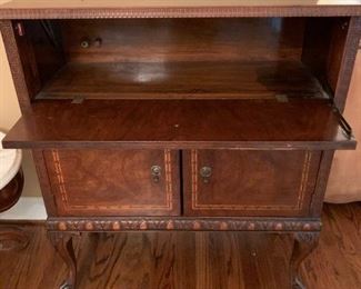 #8 Side Bar w/drop down bar inlaid w/burled Wood 33x14-21x38 $300.00