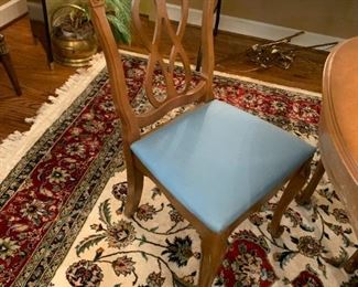 #27 BF Huntley Furniture Wood Oval Table w/6 chairs & 1 leaf 43x65-77x30 $180.00