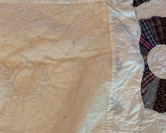 #28 Hand-quilted Fan Quilt Twin Size Fan Quilt - Scalloped Edge $65.00