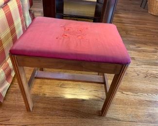 #29 Vanity Stool w/burgandy embroidered Top 20x15x17 $30.00