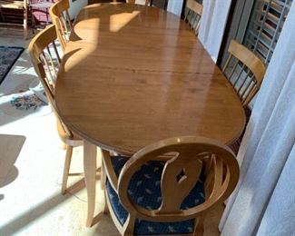 #38 Ethan Allen Oblong Table w/2 leaves & 6 chairs 65- 103x42x29.5 9 (as is top) $225.00