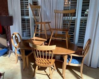 #38 Ethan Allen Oblong Table w/2 leaves & 6 chairs 65- 103x42x29.5 9 (as is top) $225.00