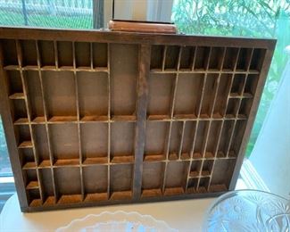 #73 Printers Tray w/copper Handle 22x17x1 $35.00