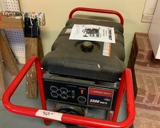 #170 TroyBilt (runs) 5500Watt 8250 Starter Watts $350.00