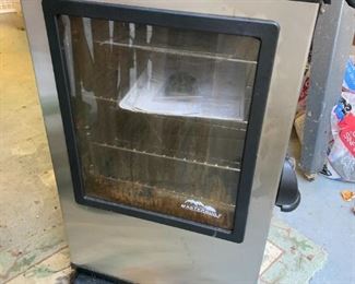#174 MasterBilt Smoker $100.00