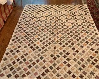 #195 quilt twin stainglass pattern brown cream quilt $75.00
#196 quilt Twin stainglass pattern brown cream quilt with ruffle $75.00