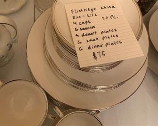 #200 china Flintridge china bon lit 4cups, 6 saucer, 4 dessert, 6 salad, 6 dinner plates $75.00
