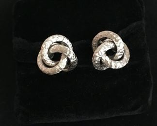 ELEGANT DERCO TEXTURED LOVE KNOT 14K WHITE GOLD CLIP ON EARRINGS, MADE IN ITALY
