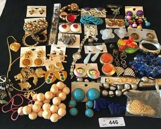 LARGE SELECTION OF FASHION JEWELRY FOR ALL OCCASIONS