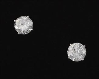 A Pair of 2.05 Carat Diamond Stud Earrings 