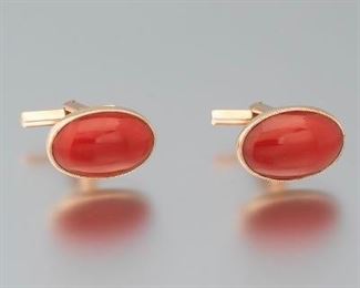 Elegant Pair of Gold and Natural Red Coral Cufflinks 