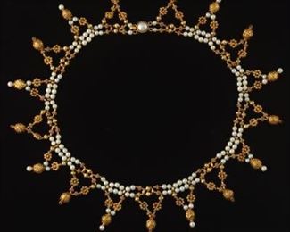 Intricate 18k Gold Gold and Pearl Necklace 