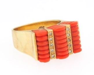 Ladies Gold and Carved Coral Fashion Ring 