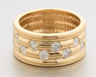 Ladies Gold and Diamond Fluted Band 