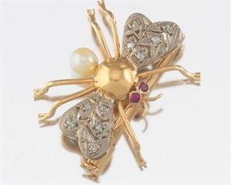 Ladies Gold, Diamond and Pearl Bee Brooch 