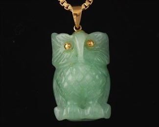 Ladies Italian Gold Box Chain with Carved Jade Owl Pendant 