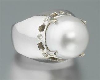 Ladies Pearl, Diamond, and 18k Gold Ring 