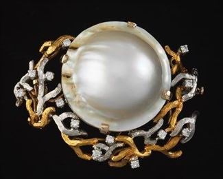 Ladies Pearl, Two Tone Gold and Diamond Brooch 