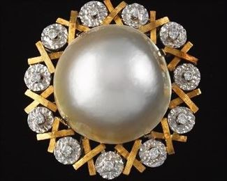 Mabe Pearl, Gold and Diamond Brooch 
