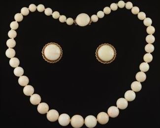 Retro White Coral Necklace and Earrings 