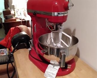 Fantastic unused Kitchen Aid