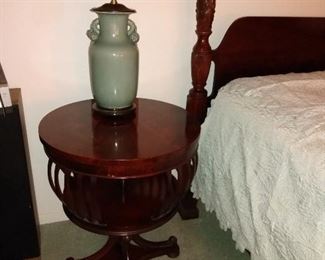 Great side table. Bottom portion rotates to allow easy access