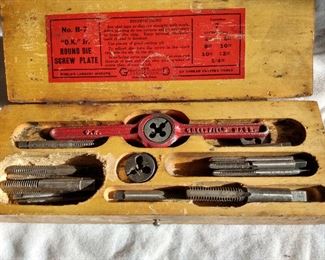 Greenfield tap & die set