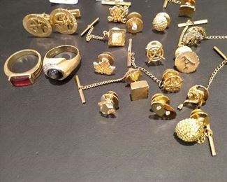 Late gold additions sold day1. Couple of items are 18K 