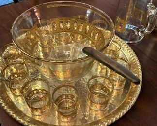 Vintage punch bowl and glasses to match