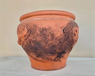 $175 : Clay  cache pot #1 . 6"H x 8"D