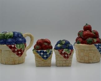Berry basket salt/pepper/creamer/sugar bowl set