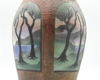 Pottery vase with tree motif