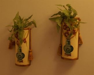 Wall hanging planters