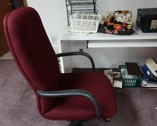 computer  desk ,   office  chair  (is  sold)
