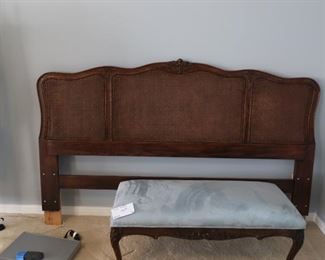 Henredon  Queen  headboard  that  matches  other Henredon  furniture