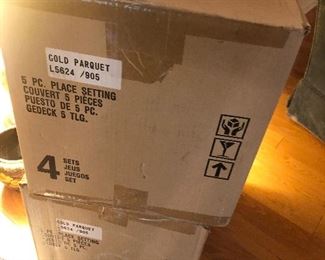 NEW - place setting for 8 people
$100