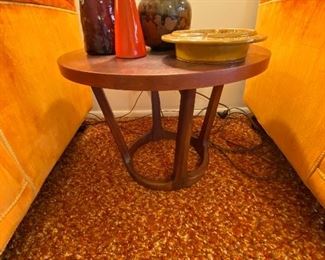 Vintage Lane round drum end table, Rhythm Collection,