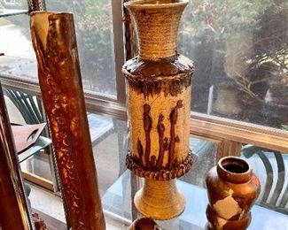 Various pottery and decor.