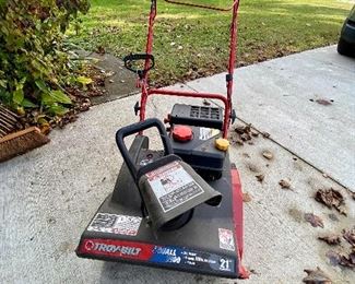 Troy Bilt snowblower like new.