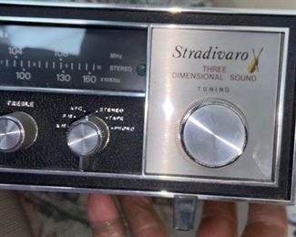 Stradivaro three dimensional sound 
8track stereo with original speakers $75