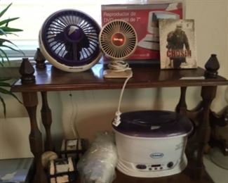 Items on shelf unit
