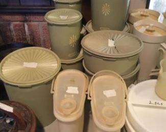 Great vintage Tupperware - lots of variety