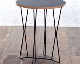 Black Top End Table With Geometric Intersecting Base