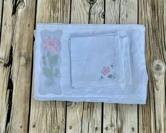 4 Applique floral placemats & napkins                      45.00
