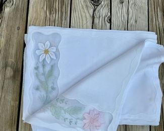 4 Applique floral placemats & napkins                      45.00