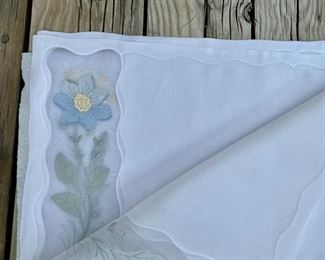 4 Applique floral placemats & napkins                      45.00