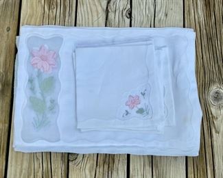 4 Applique floral placemats & napkins                      45.00