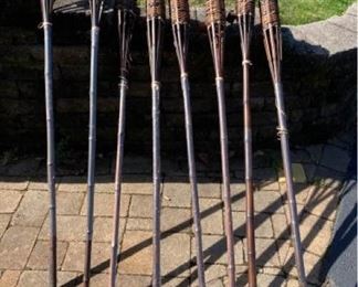 8 Tiki Torches