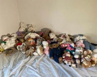 Stuffed Animals Lot