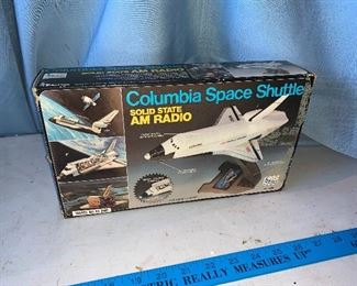 Columbia Space Shuttle Solid State AM Radio $10.00